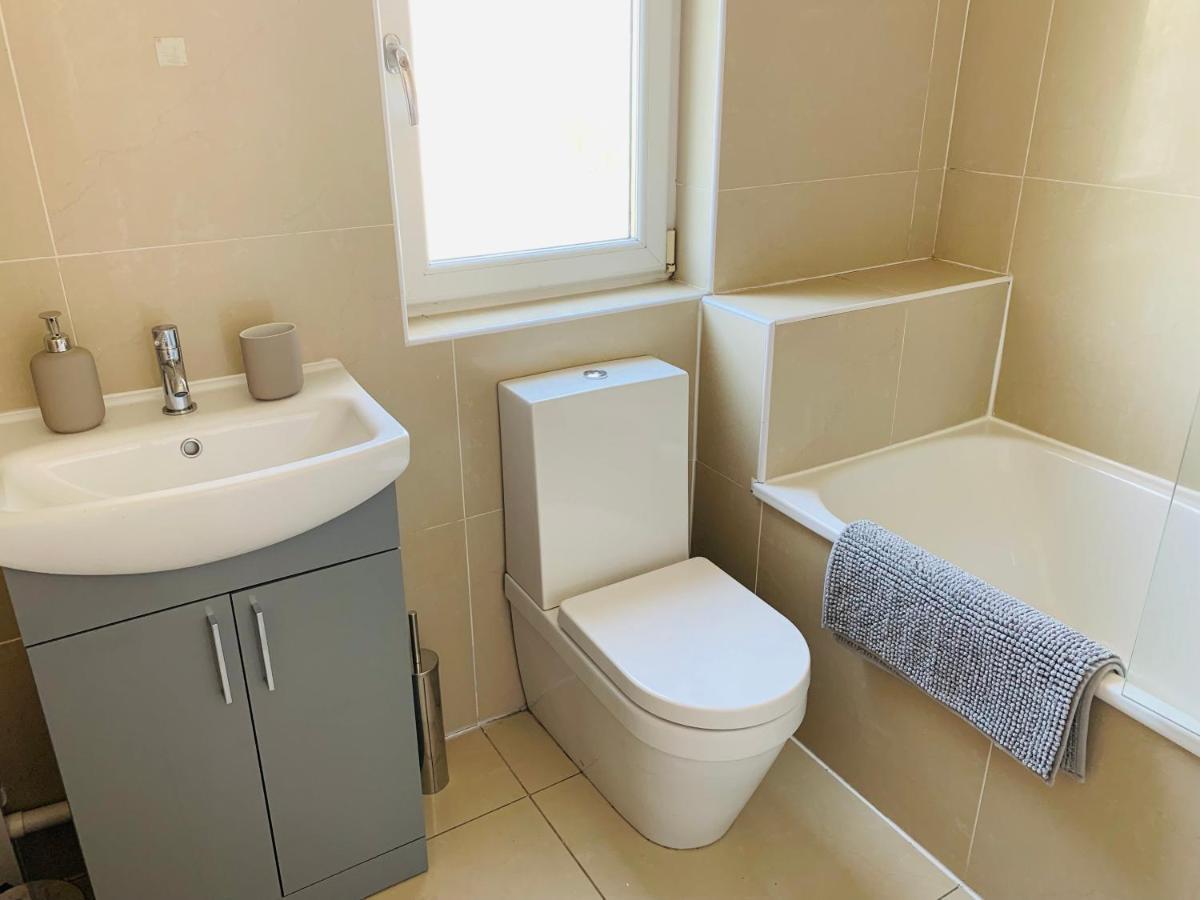 4 Bedroom House Nr City Centre *