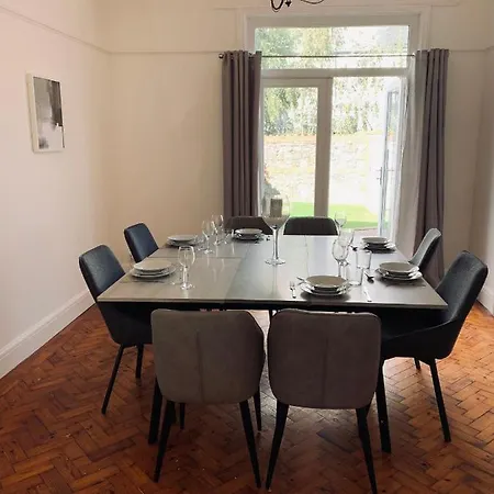 4 Bedroom House Nr Cardiff City Centre Exterior photo